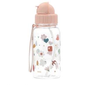 Botella con pajita naturaleza