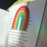 Diseño del marcapáginas imantado Arcoíris